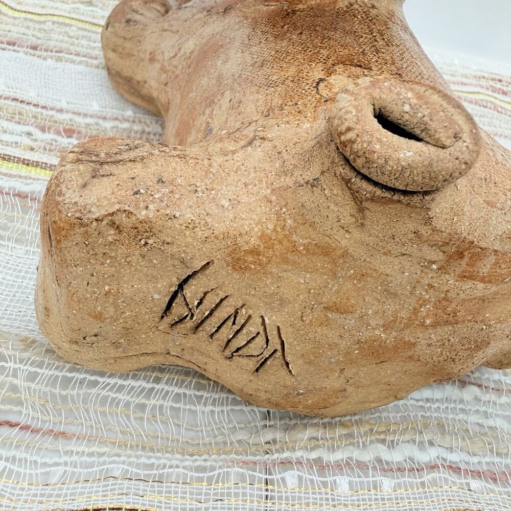 Vintage 70s Max Hindt Studio Art Pottery Big Eyed Country Pig Sculpture Figurine - Picture 14 of 14